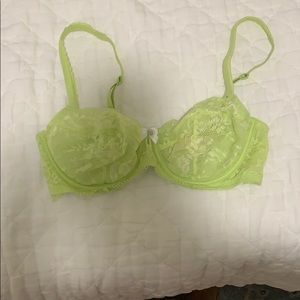 Body by Victoria bra size 34D